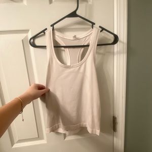 Lulu Swiftly tank race length